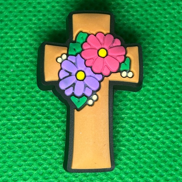 CROCS Other - 🌼 (5/$10 or 10/$15) NEW “Happy Easter” Croc Charm Collection